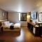 Hotel Two Heart