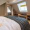 Number 6 Stamford - Boutique Grade II Listed Townhouse