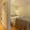 6 Sandy Lane