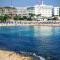 Christopher's Sandy Beach Suites