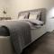 Central & Elegant Room in Biel