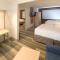 Holiday Inn Express Hotel & Suites Detroit-Utica, an IHG Hotel - Utica