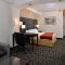 Holiday Inn Express & Suites Tacoma South - Lakewood, an IHG Hotel - Лейквуд