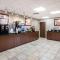 La Quinta Inn by Wyndham Davenport & Conference Center