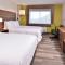 Holiday Inn Express Hotel & Suites Elgin, an IHG Hotel