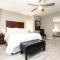 Canterra Suites Hotel
