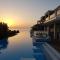 Paralia Luxury Suites