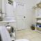 ShineAwayHomes -AC Beachfront RAROTONGA
