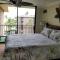 Oceanfront penthouse with amazing views at Kauhale Makai