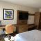 Holiday Inn Express & Suites Chatsworth by IHG