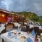 Secret Cliff Resort & Restaurant - SHA Plus - Praia de Karon