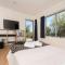 Hilltop Getaway - Views and Spa Pool! Hilltop Getaway - Views and Spa Pool!