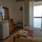 Blue Sky Apartments & Rooms