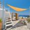 Fira White Residence