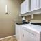 Family Home with Pool, BBQ and Fire Pit in Goodyear - Goodyear