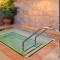 Holiday Inn Express Woodland by IHG
