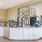 Super 8 by Wyndham Windsor NS