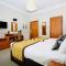 Acorn Hotel