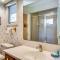 Inlet Cove 23