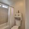 3 Mi to Westgate Desert Home with Hot Tub in Peoria - بيوريا