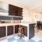 Private Townhome (Riverside Area and Night Bazaar)