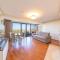 Leo Sea View Apartments