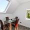 2 Rodgers Mews