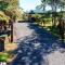 Fern Cottage Island Escape with Rainforest View!