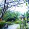 Anandvan Holiday Homes, Wai