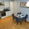 Three Bedroom Townhouse with Parking