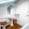 Charming Chiswick Home near Ravenscourt Park by UndertheDoormat - 伦敦