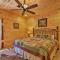 Trenton Cabin with Hot Tub - 14 Mi to Lookout Mtn!
