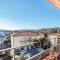 GuestHost - APT with balcony close to Switzerland!