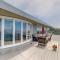 Whalerock Luxury Home