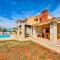 Charming villa Oliva with 4 bedrooms near the wonderful village of Fazana - Фажана