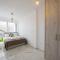 Protaras Olivine Pearl