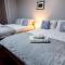 Bluebell House Hatyai - Cosy 3 bedrooms for 10 pax - 9 mins drive to Lee Grd