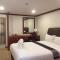 Nakhone Champa Hotel