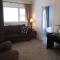 Bright and Cool Powell Apartment