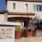 Chez Patrick Roujan