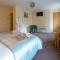 Host & Stay - Tulip Cottage