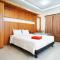 Kamarku Apartment at The Edge