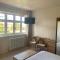 Picaroons - Friendly Bed & Breakfast Quiet with ample off-street parking