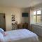 Picaroons - Friendly Bed & Breakfast Quiet with ample off-street parking