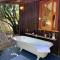 Quail Farm, Colonial charm