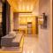 Saras Nest - Top Floor Seaview apartments