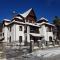 White Wood Chalet