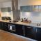 iSTAY APARTMENTS at VIZION - Fully Equipped Modern Serviced Apartments with Balconies, Superfast Broadband, Free Allocated Parking Space, 24h Security, Rooftop Gardens, Located in Central MK