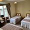 The Hand Hotel - Llangollen