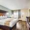 Quality Inn & Suites - ليك سيتي